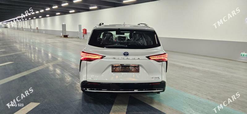 Toyota Sienna 2022 - 700 000 TMT - Aşgabat - img 3