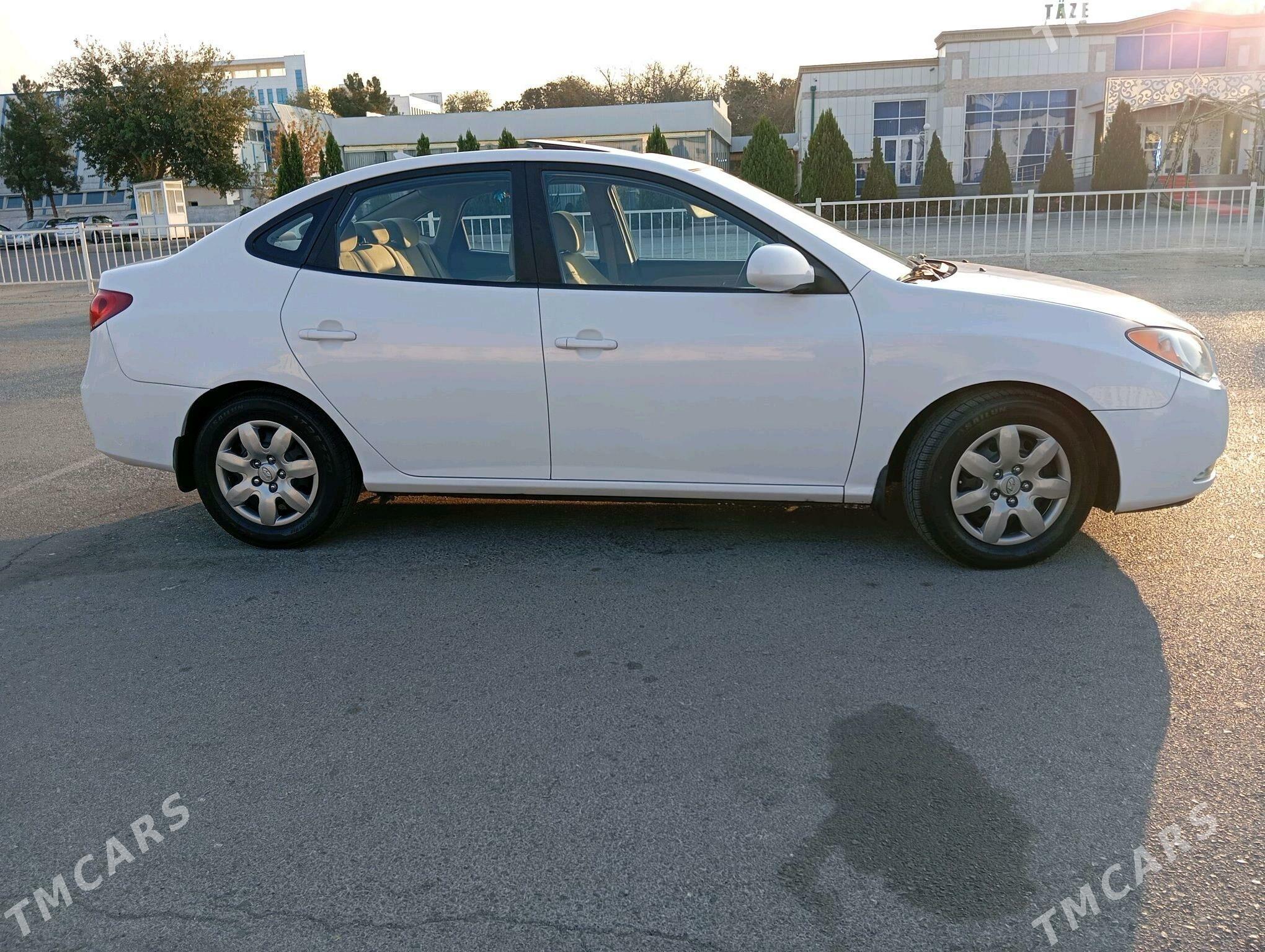Hyundai Elantra 2010 - 145 000 TMT - Чоганлы - img 5