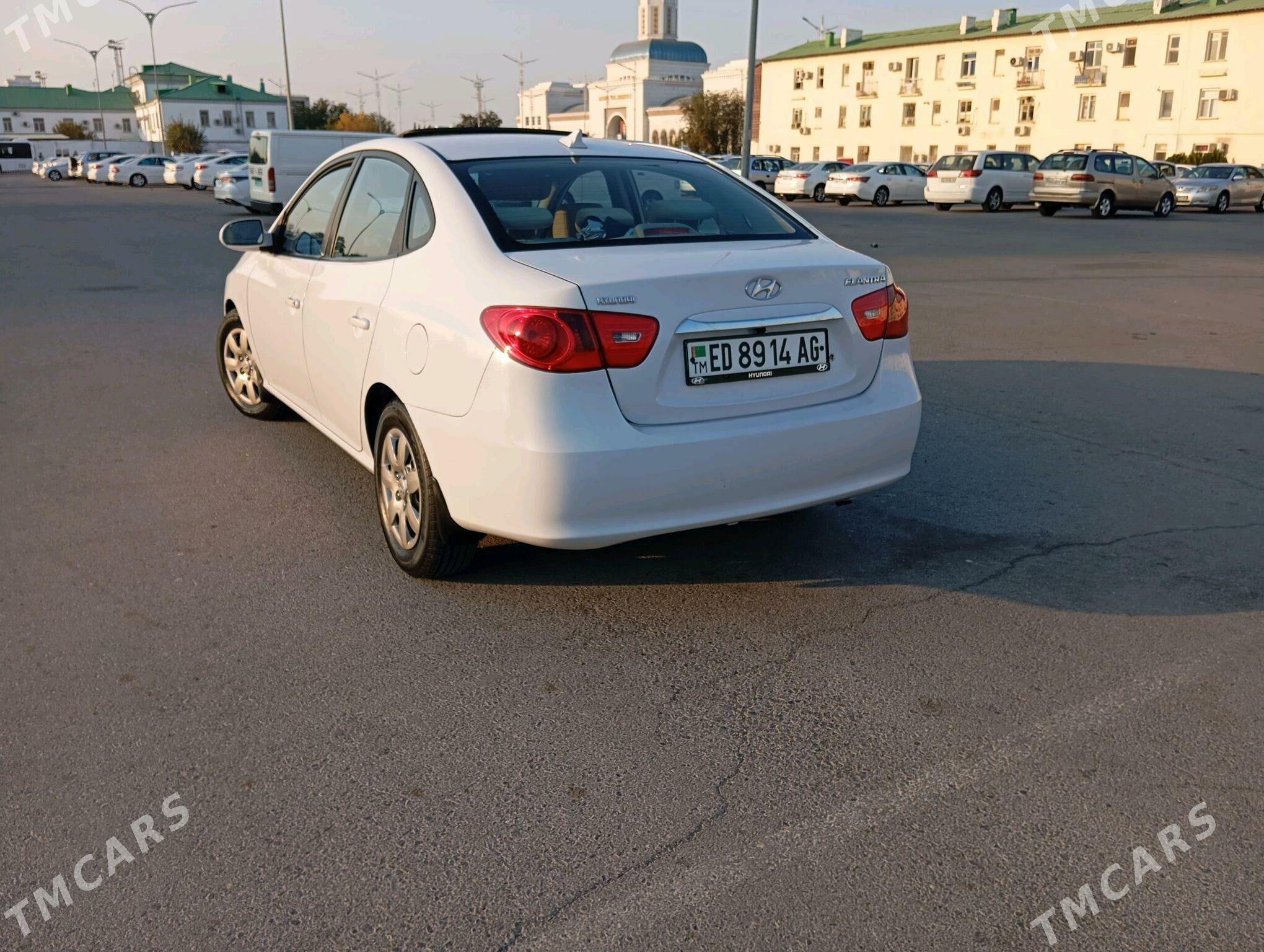 Hyundai Elantra 2010 - 145 000 TMT - Чоганлы - img 3