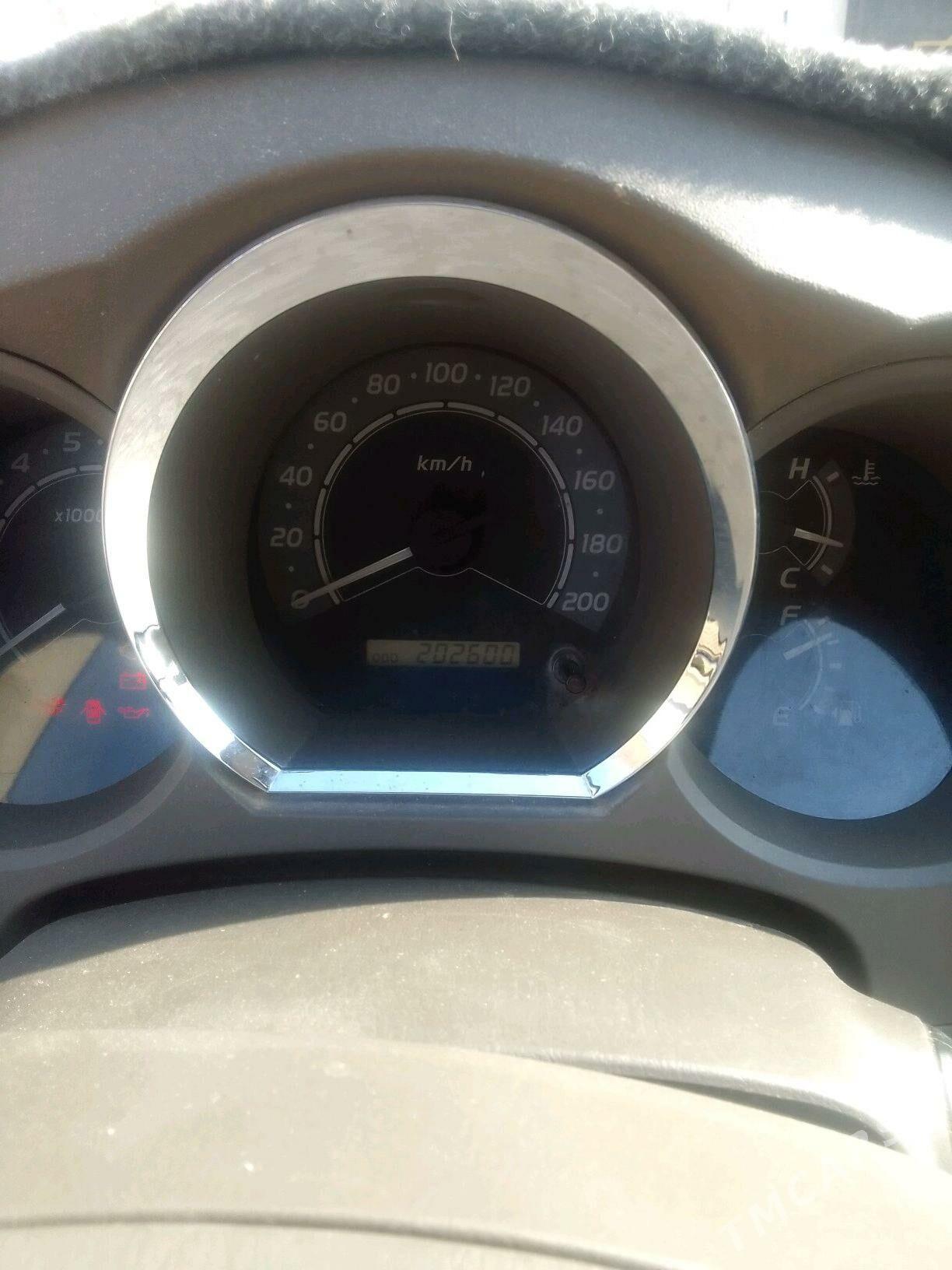 Toyota Fortuner 2007 - 250 000 TMT - Türkmenbaşy - img 4