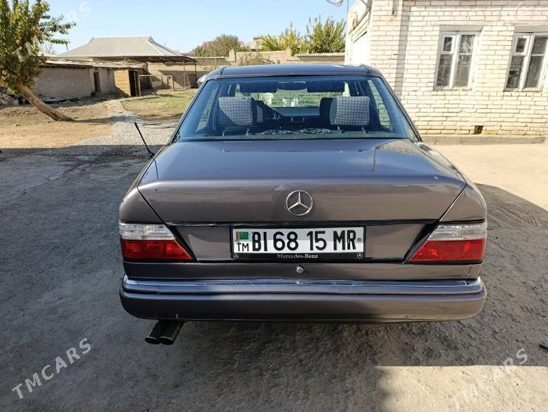 Mercedes-Benz 230E 1991 - 40 000 TMT - Mary - img 6