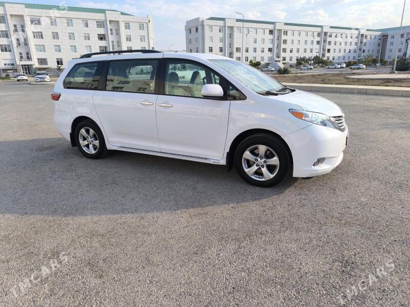 Toyota Sienna 2016 - 355 000 TMT - Ашхабад - img 5