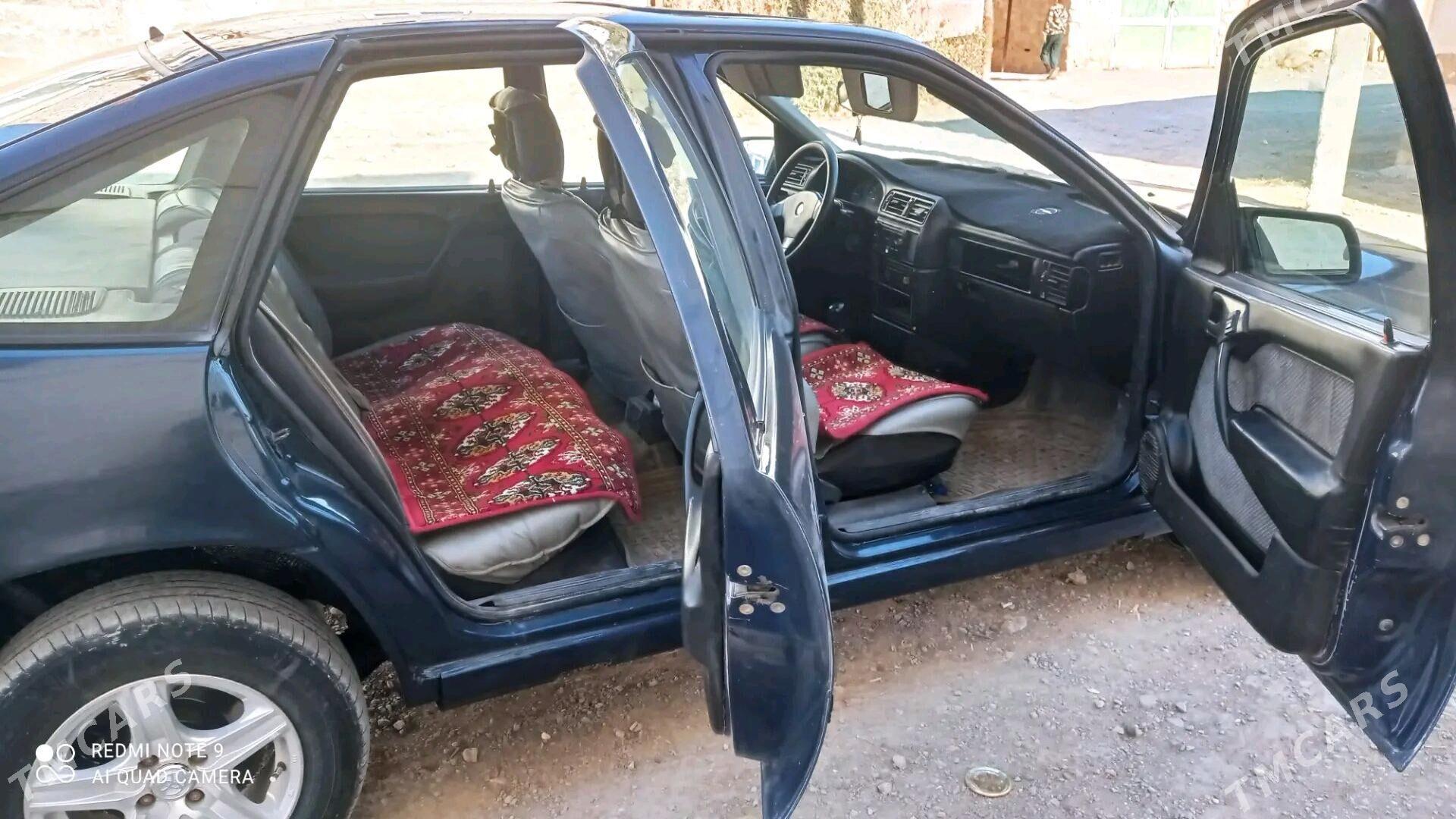 Opel Vectra 1990 - 35 000 TMT - Magdanly - img 8