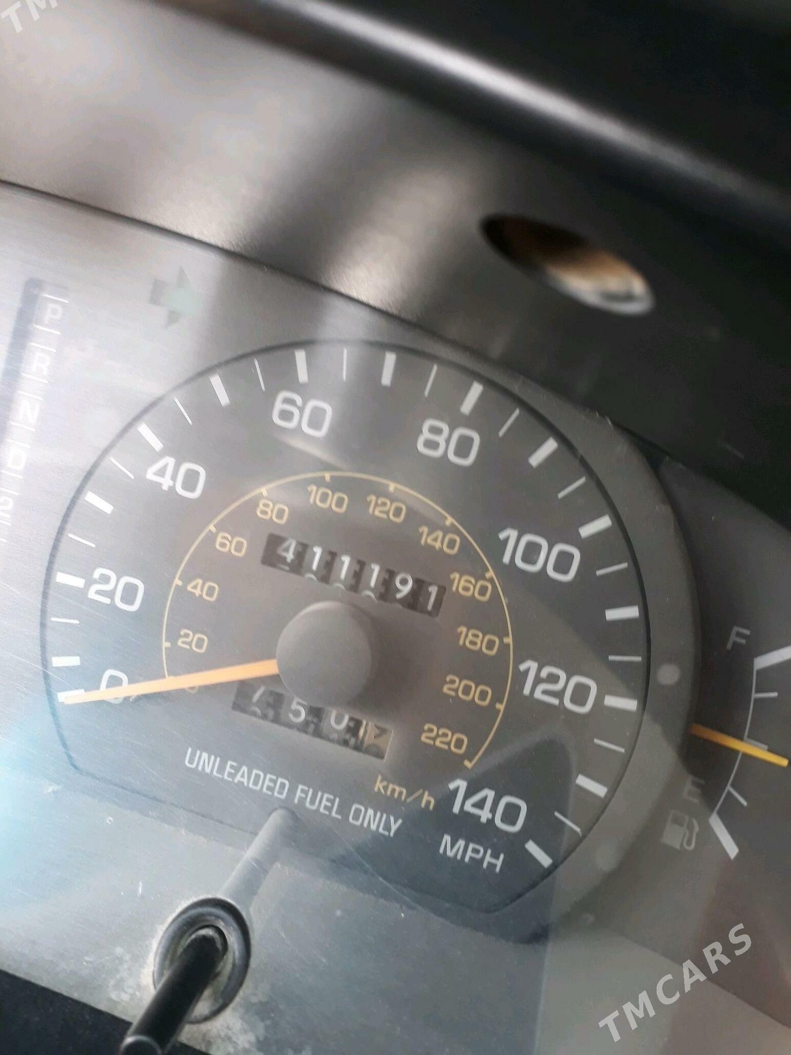 Toyota Camry 1995 - 120 000 TMT - Mary - img 1