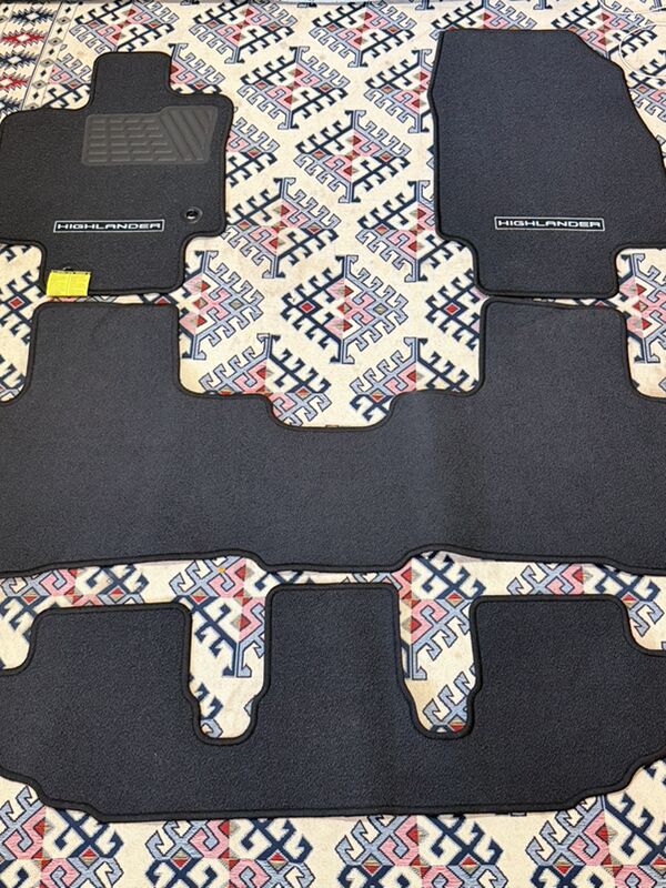 Highlander Kowirik 1 600 TMT - Köşi - img 1