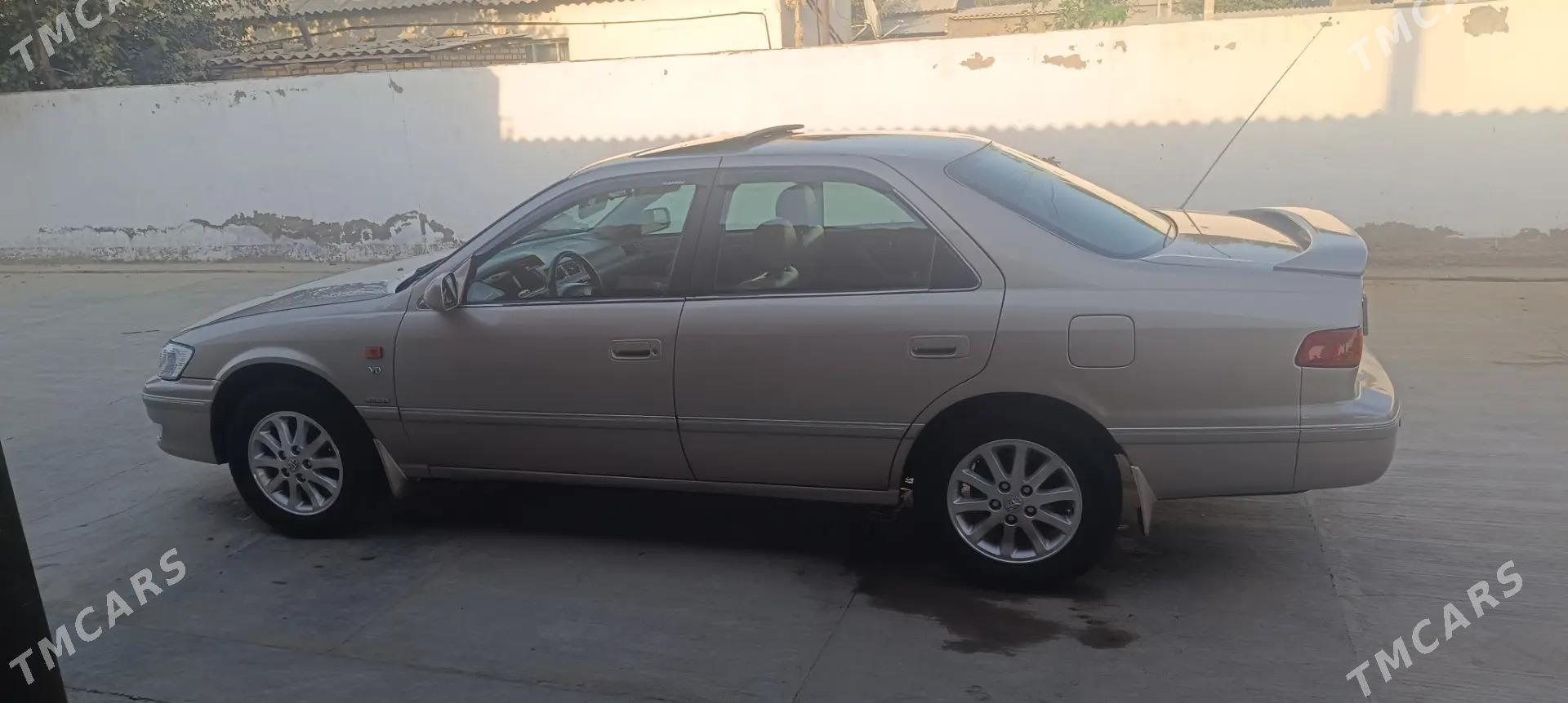 Toyota Camry 2001 - 180 000 TMT - Oguz han - img 3