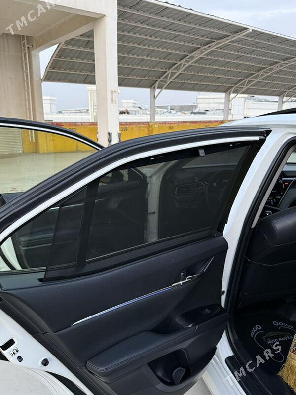 Toyota Camry 2022 - 610 000 TMT - Ашхабад - img 3
