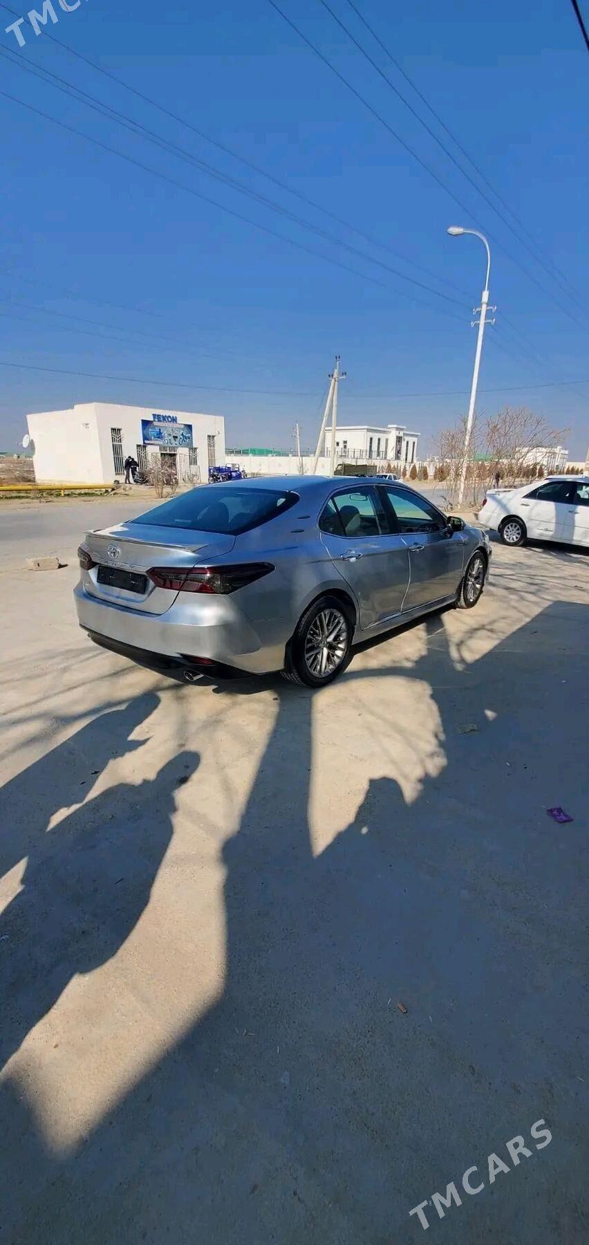 Toyota Camry 2018 - 290 000 TMT - Aşgabat - img 3