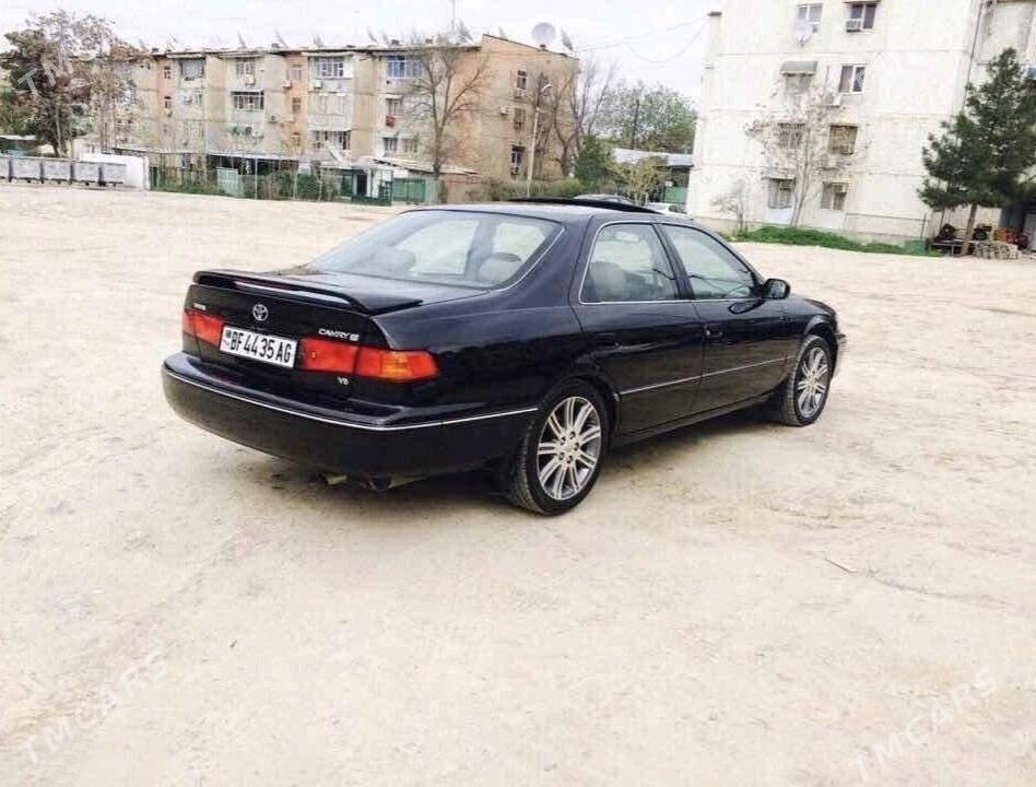 Toyota Camry 2001 - 70 000 TMT - Ашхабад - img 2