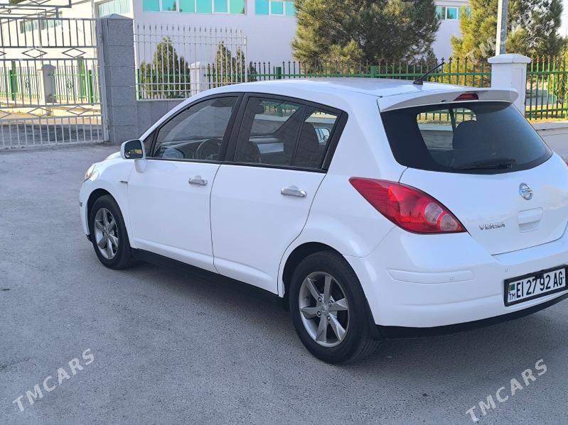 Nissan Versa 2011 - 135 000 TMT - Ашхабад - img 4