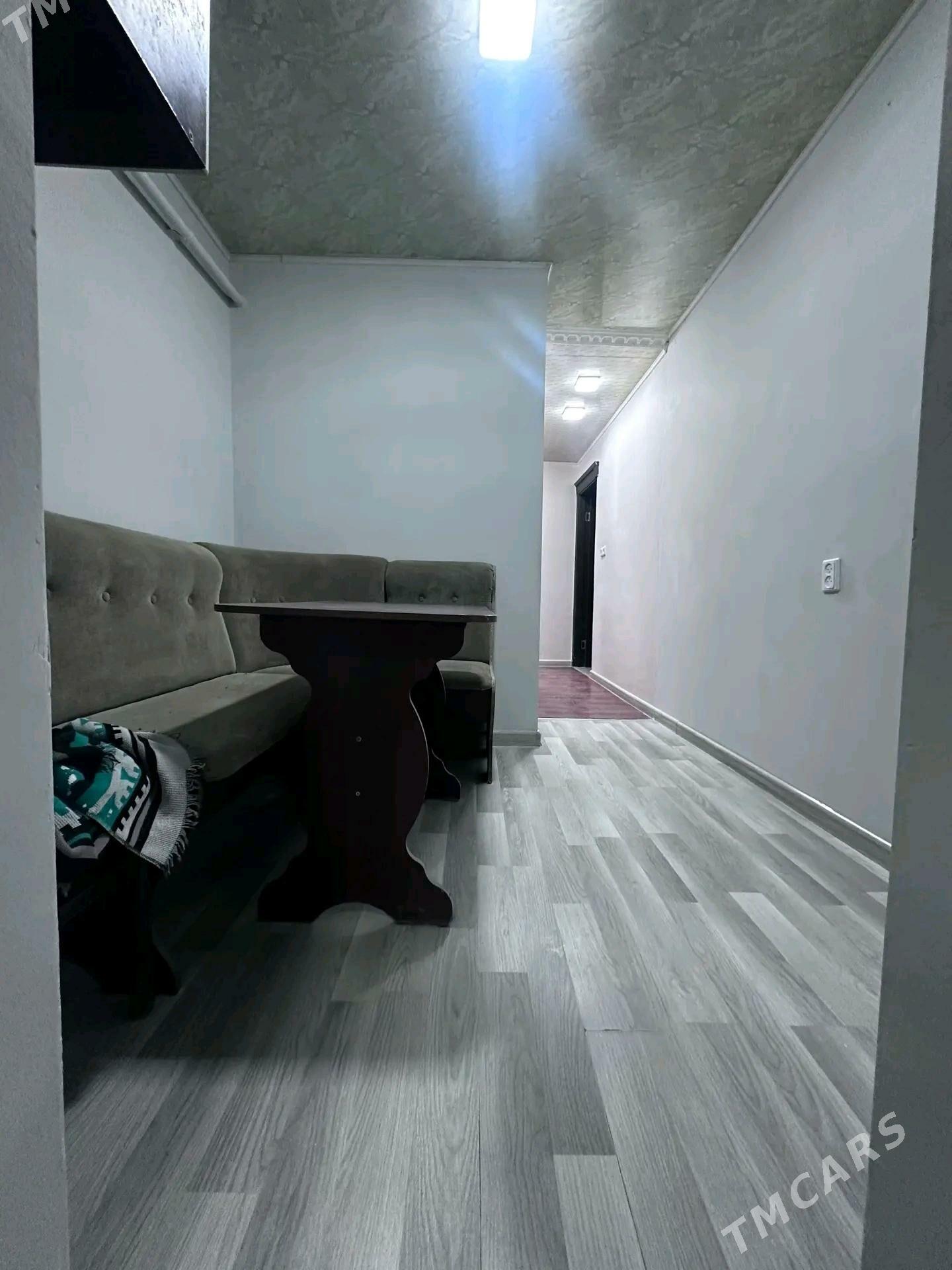 10 mkrn - Aşgabat - img 2