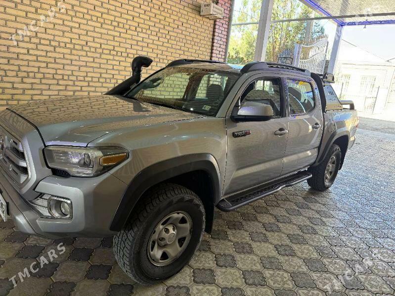 Toyota Tacoma 2018 - 380 000 TMT - Мургап - img 7