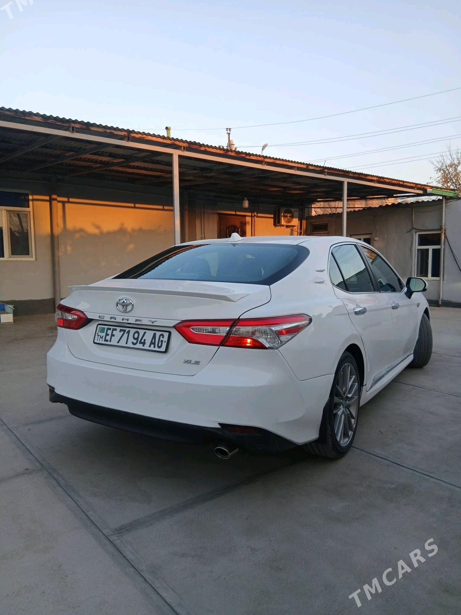 Toyota Camry 2018 - 265 000 TMT - Aşgabat - img 3