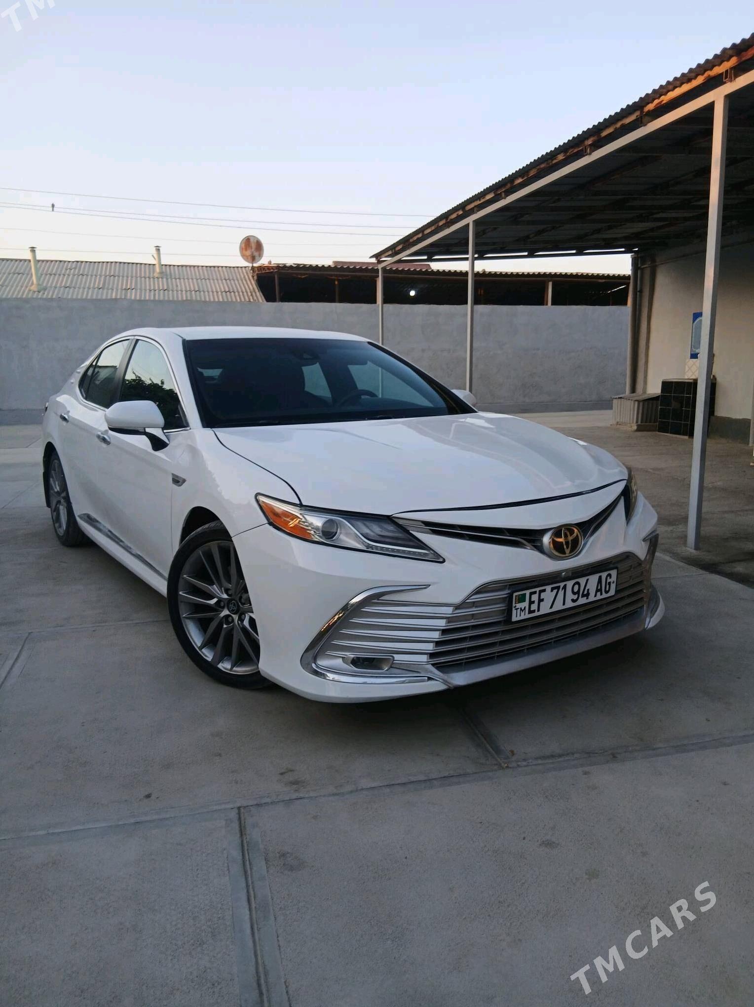 Toyota Camry 2018 - 265 000 TMT - Aşgabat - img 5