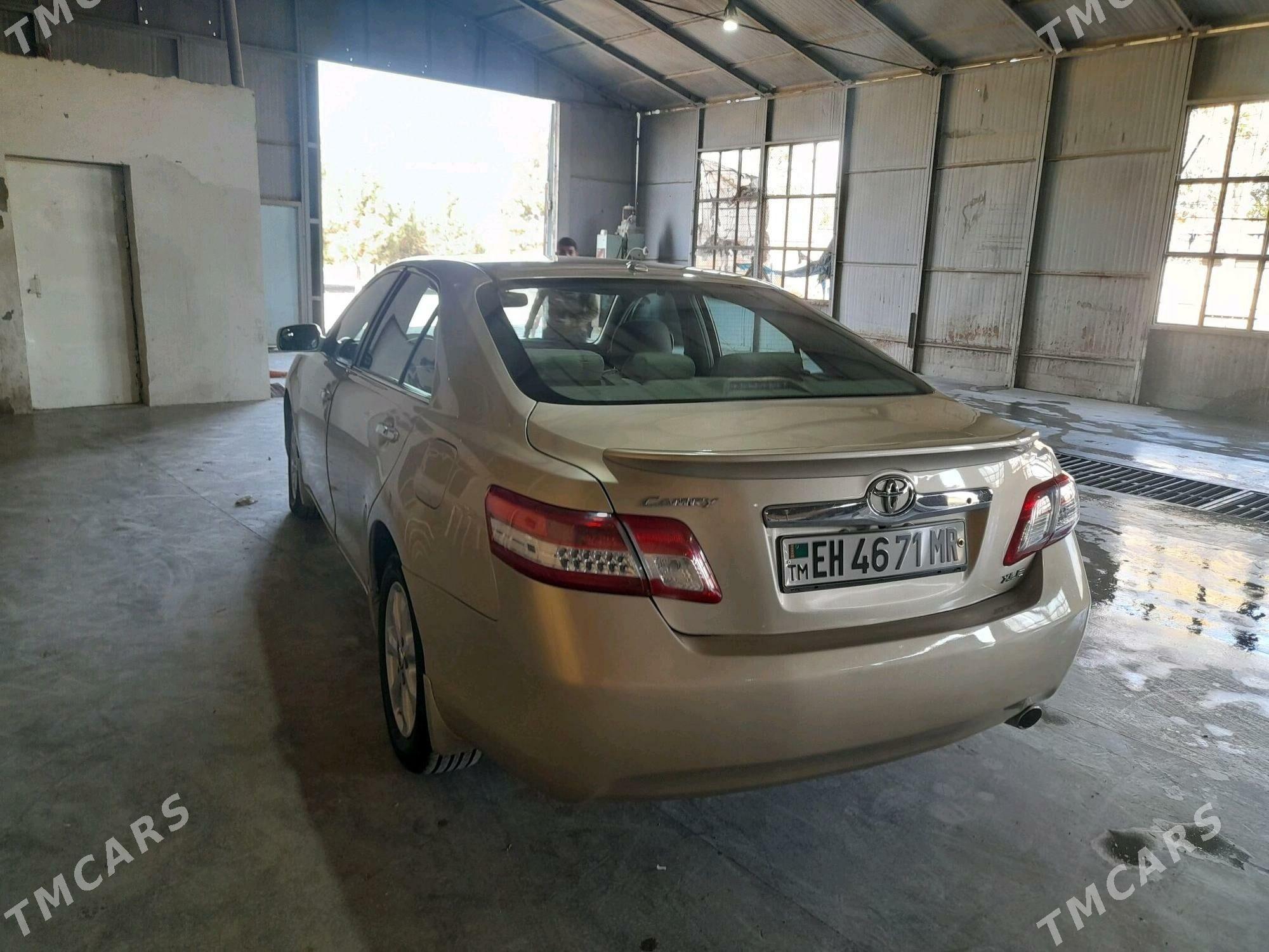 Toyota Camry 2010 - 195 000 TMT - Байрамали - img 6