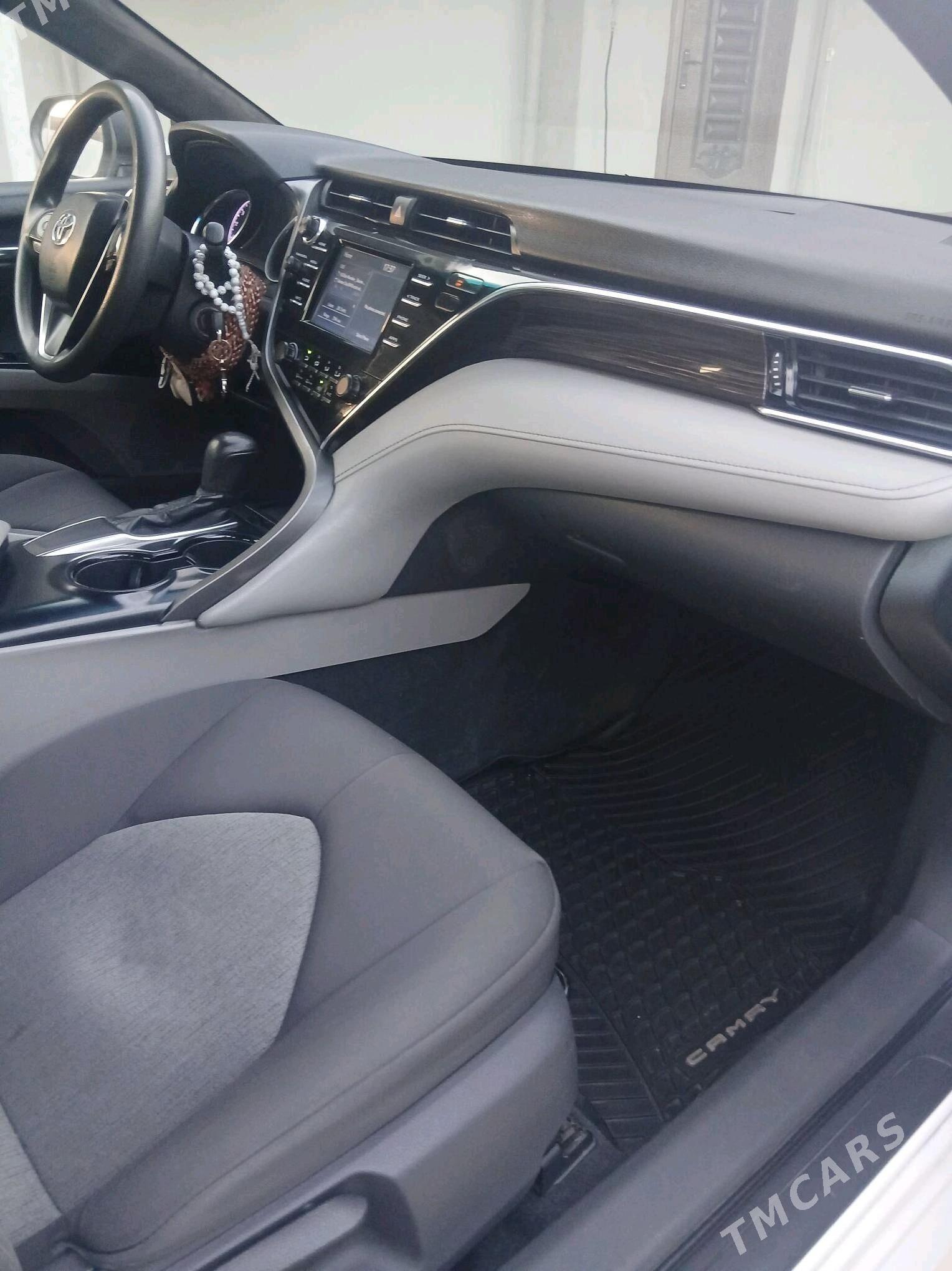 Toyota Camry 2018 - 265 000 TMT - Aşgabat - img 7