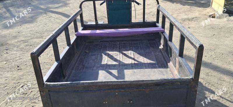 Fekon FK200-14G 2011 - 16 000 TMT - Magtymguly - img 4