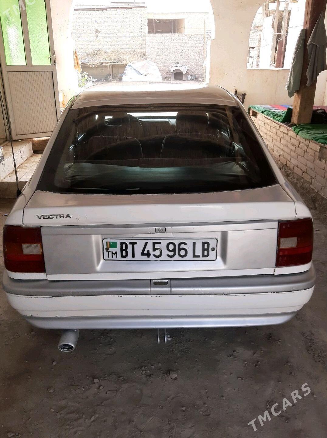 Opel Vectra 1993 - 24 000 TMT - Фарап - img 2