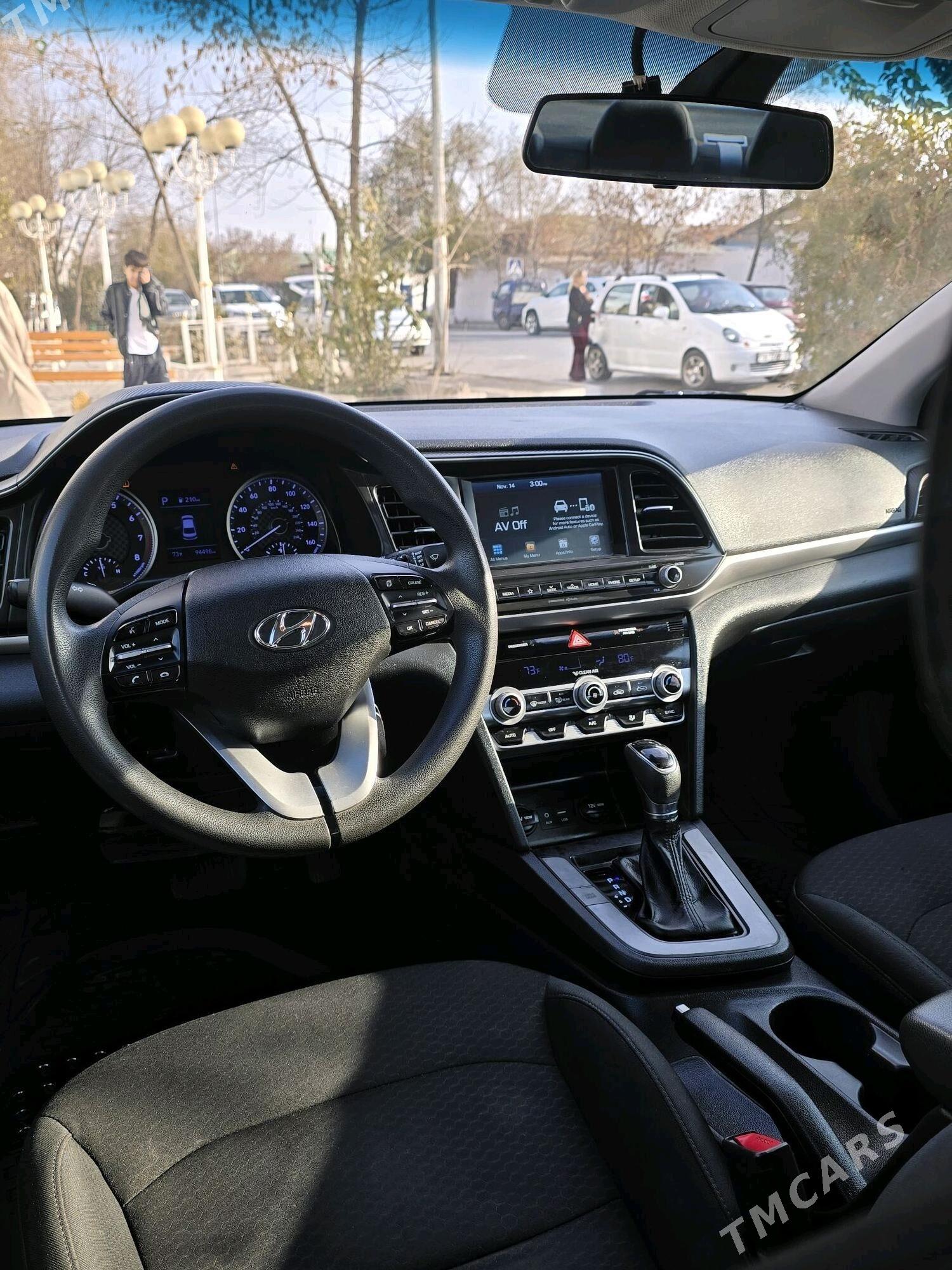 Hyundai Elantra 2019 - 200 000 TMT - Daşoguz - img 3