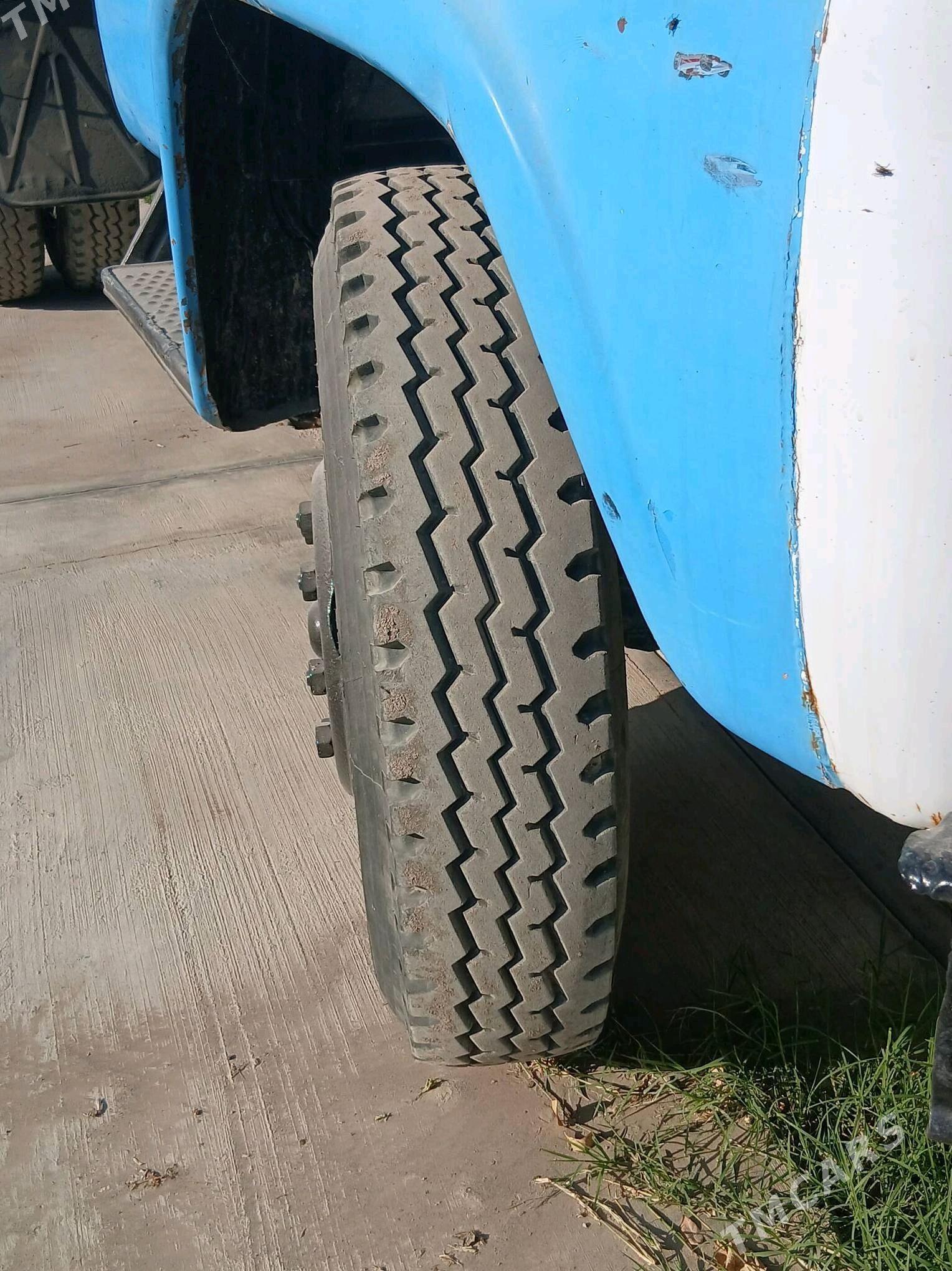 Zil 130 1992 - 80 000 TMT - Garadamak - img 2