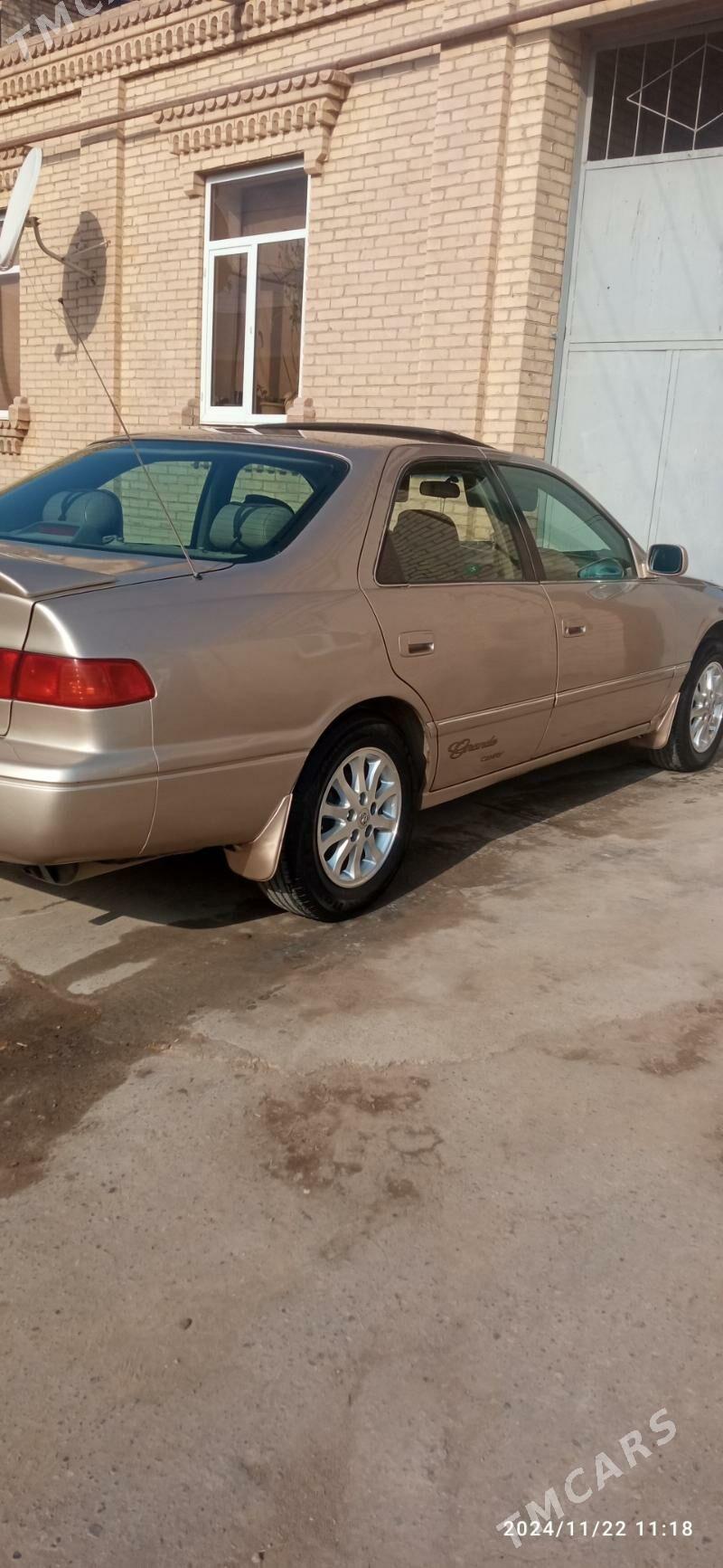 Toyota Camry 1998 - 133 000 TMT - Türkmenabat - img 4