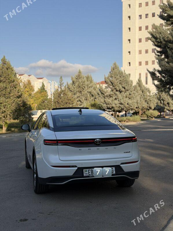 Toyota Crown 2023 - 750 000 TMT - Aşgabat - img 4