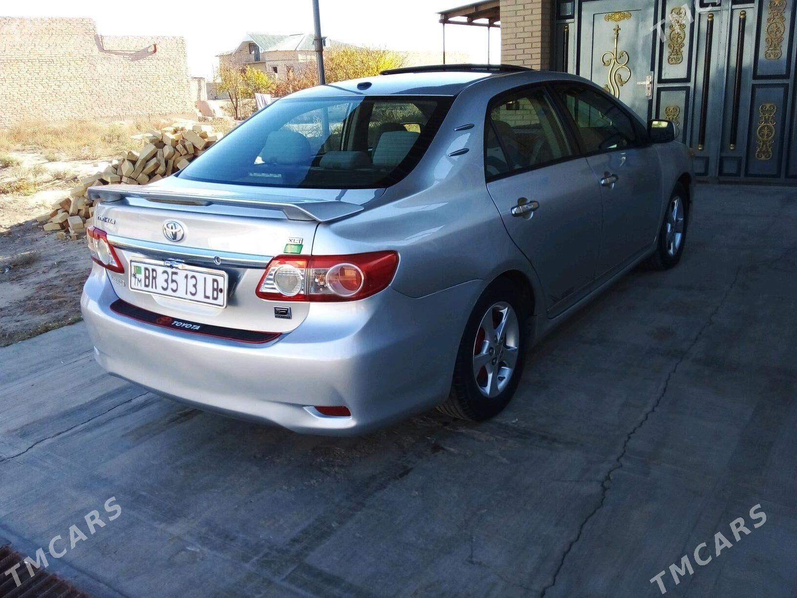 Toyota Corolla 2012 - 180 000 TMT - Saýat - img 4