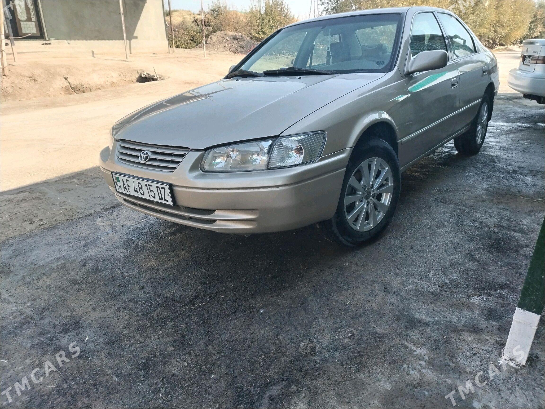 Toyota Camry 1998 - 150 000 TMT - Акдепе - img 5
