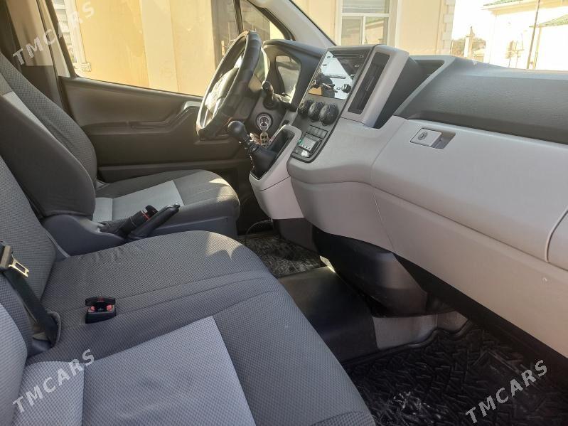 Toyota Hiace 2021 - 483 000 TMT - Гёкдепе - img 2