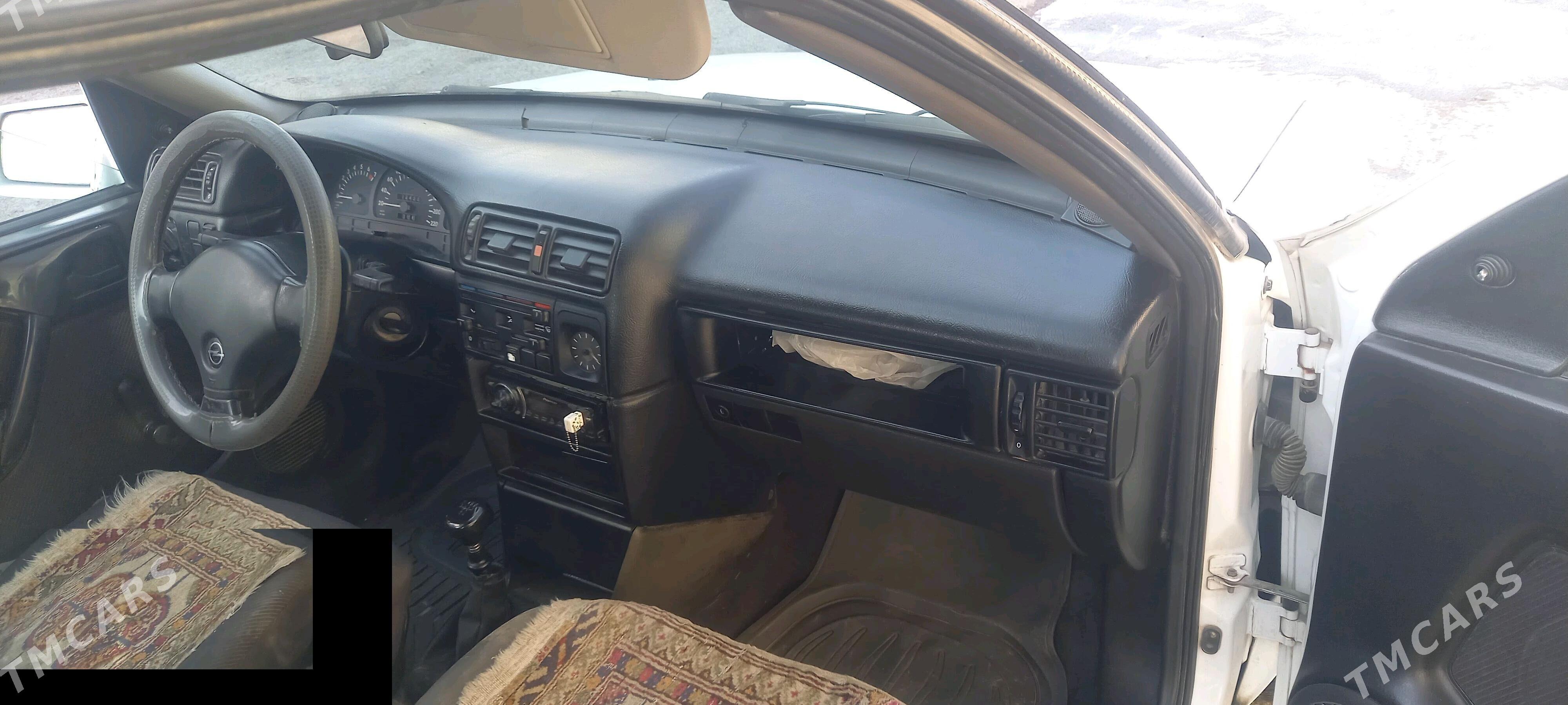 Opel Vectra 1992 - 35 500 TMT - Änew - img 2