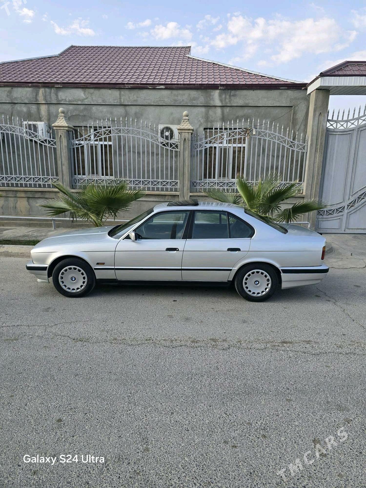 BMW 525 1990 - 60 000 TMT - Багир - img 3
