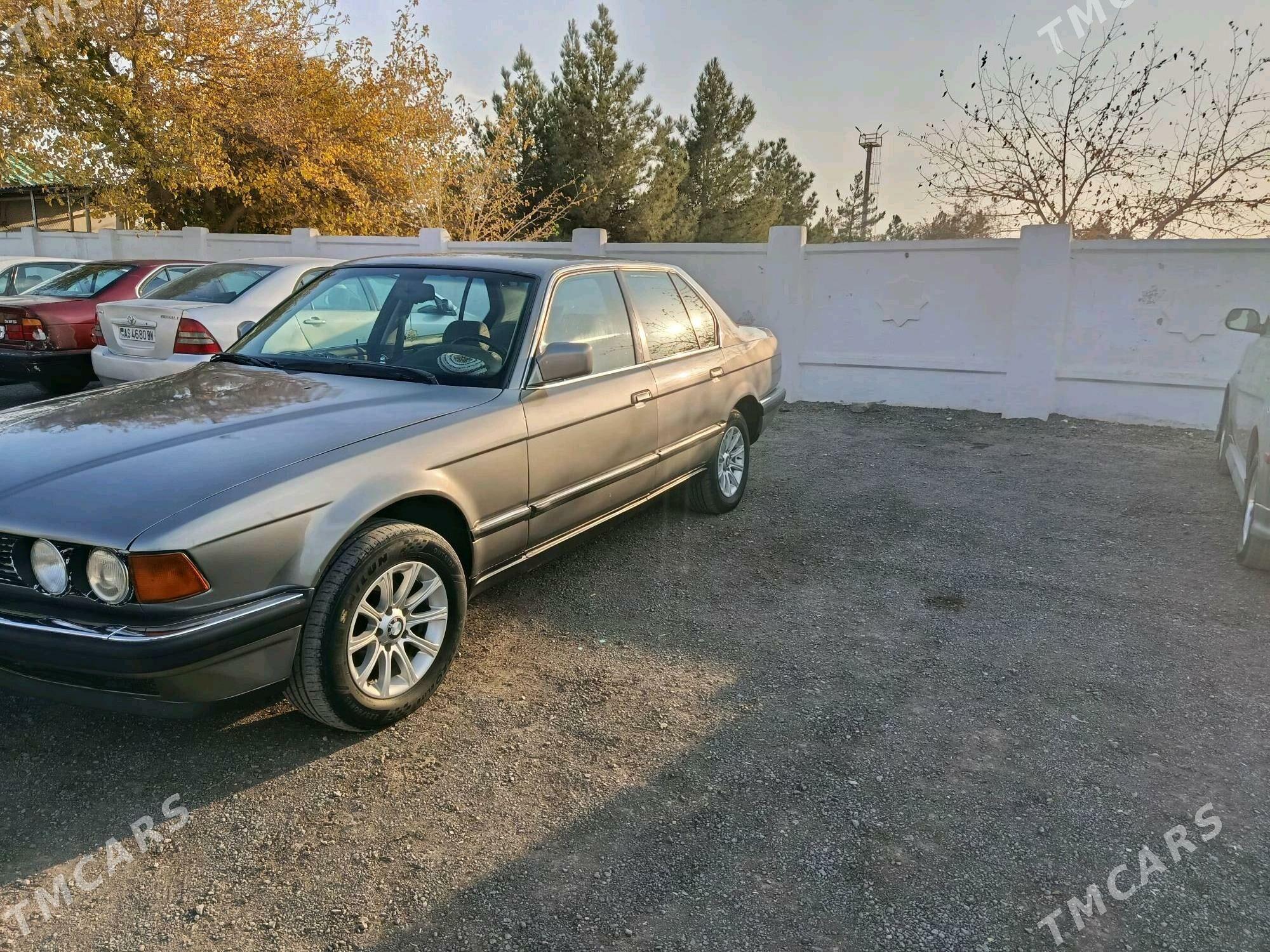 BMW 740 1989 - 40 000 TMT - Балканабат - img 4