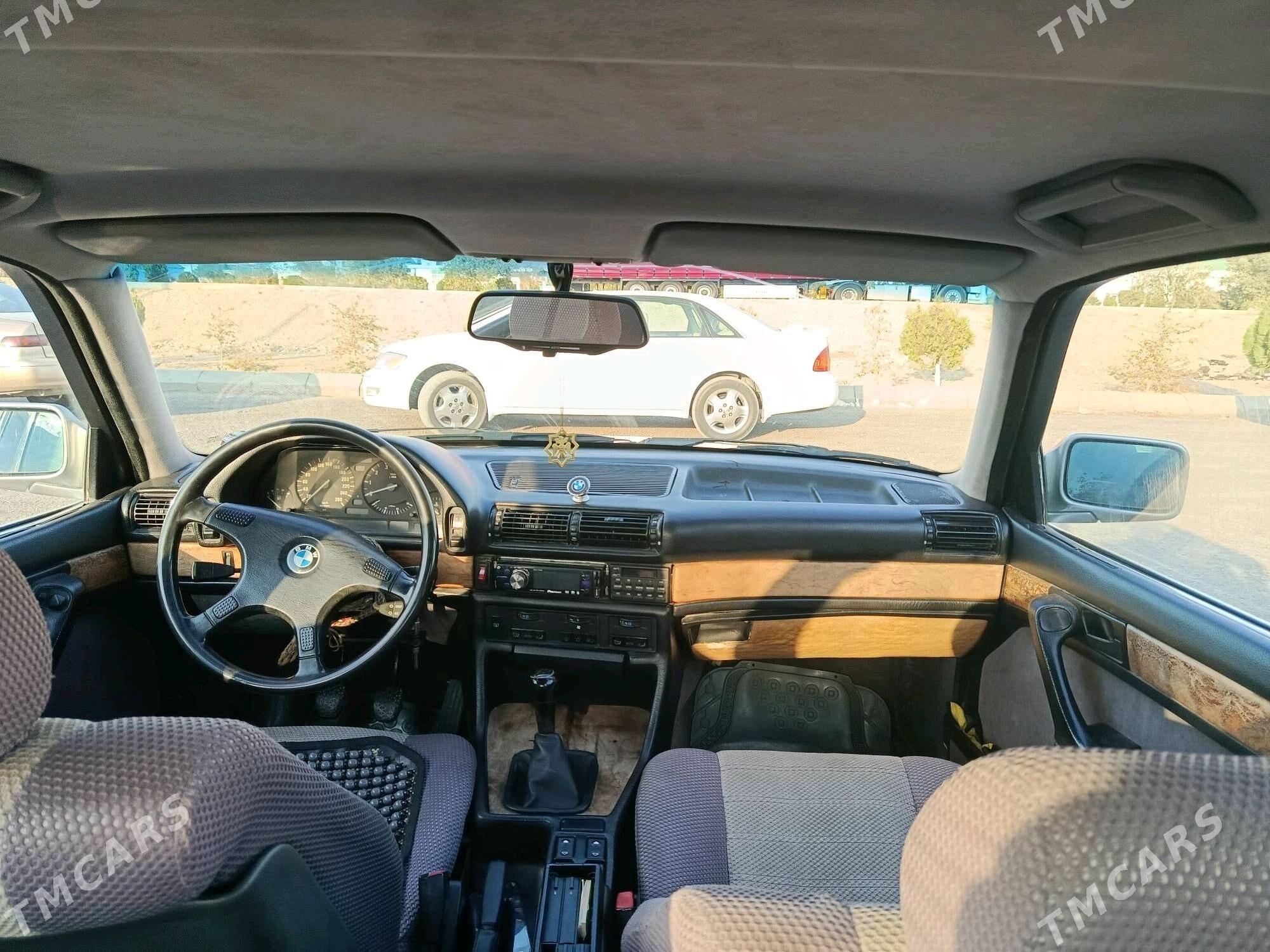 BMW 740 1989 - 40 000 TMT - Балканабат - img 2