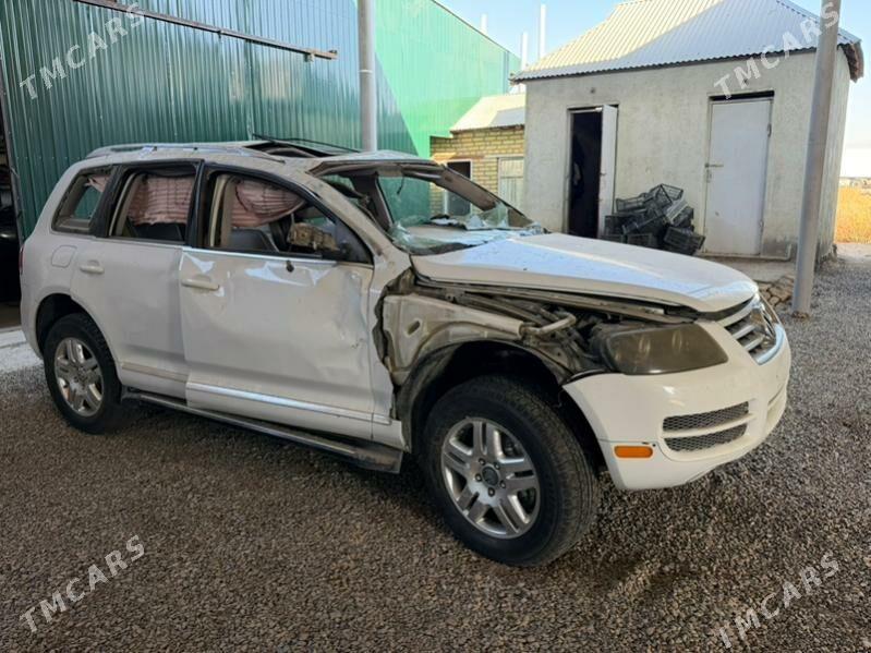 Volkswagen Touareg 2003 - 59 000 TMT - Мары - img 3