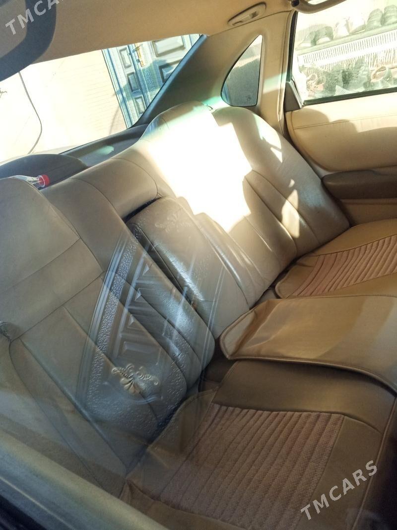 Toyota Avalon 1999 - 138 000 TMT - Туркменгала - img 7