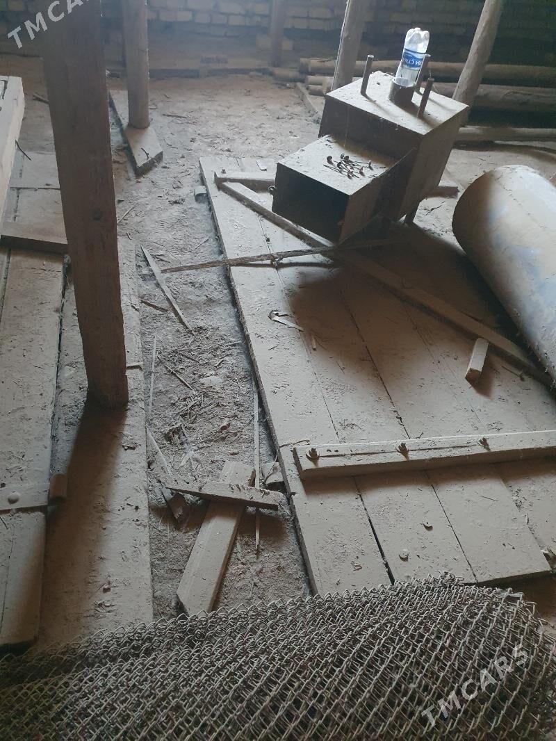 tagta agaclar spallar aynalar - Туркменабат - img 7