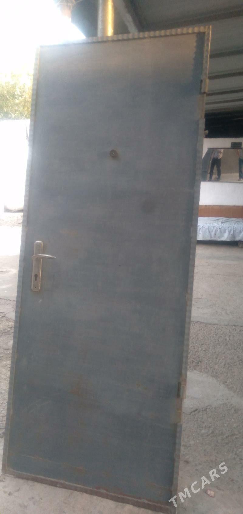 Demir gapy - Кëши - img 3