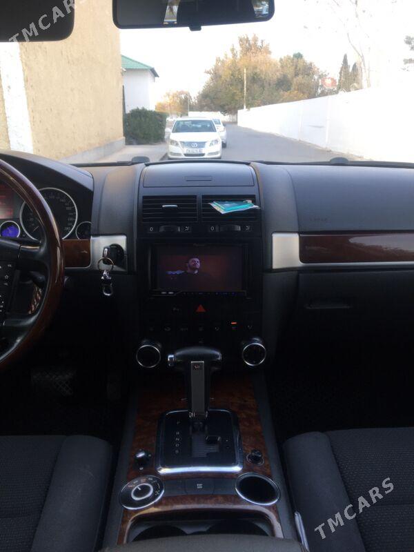 Volkswagen Touareg 2010 - 300 000 TMT - Aşgabat - img 4