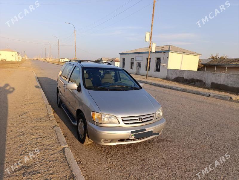 Toyota Sienna 2002 - 180 000 TMT - Esenguly - img 7