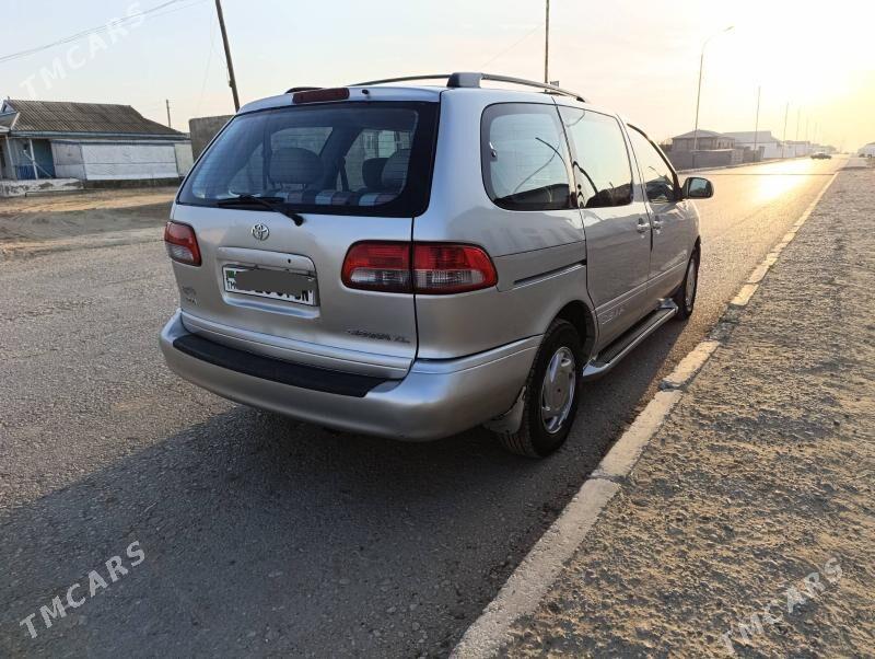 Toyota Sienna 2002 - 180 000 TMT - Esenguly - img 5