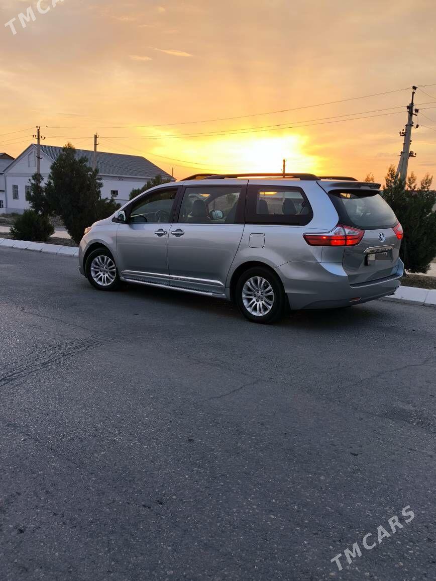 Toyota Sienna 2015 - 400 000 TMT - Gyzylarbat - img 1