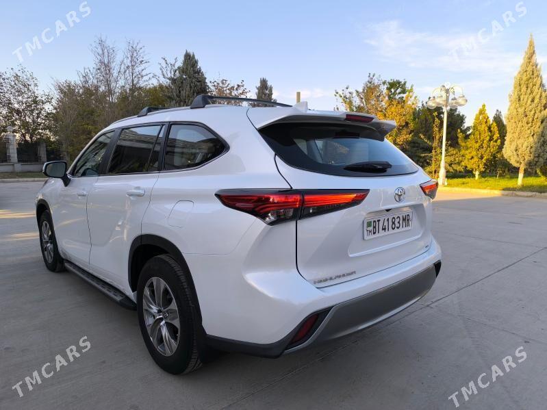 Toyota Highlander 2023 - 540 000 TMT - Мары - img 3