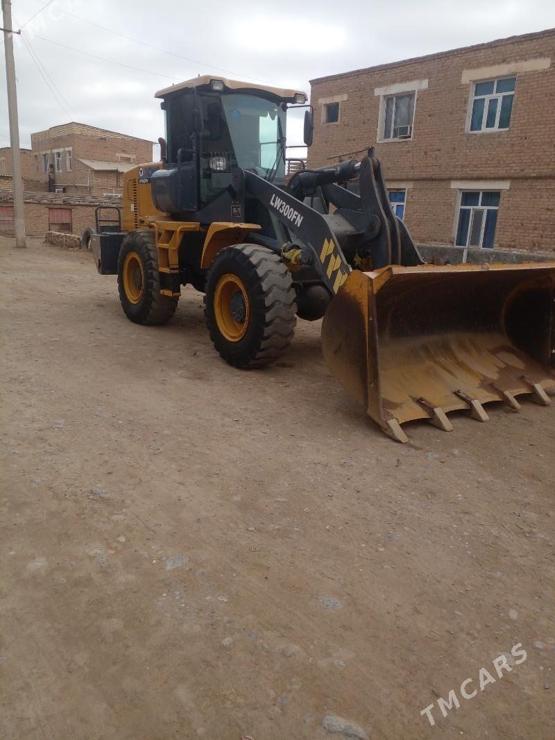 XCMG LW300F 2019 - 490 000 TMT - Saýat - img 4