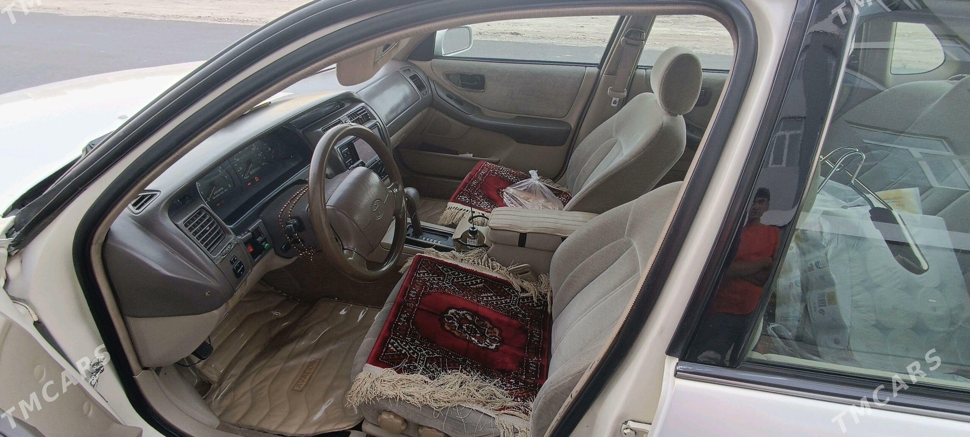 Toyota Avalon 1998 - 140 000 TMT - Baýramaly - img 3