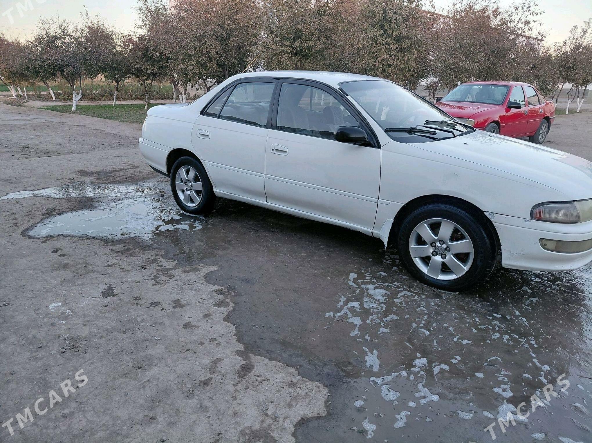 Toyota Carina 1995 - 50 000 TMT - Чарджоу - img 2