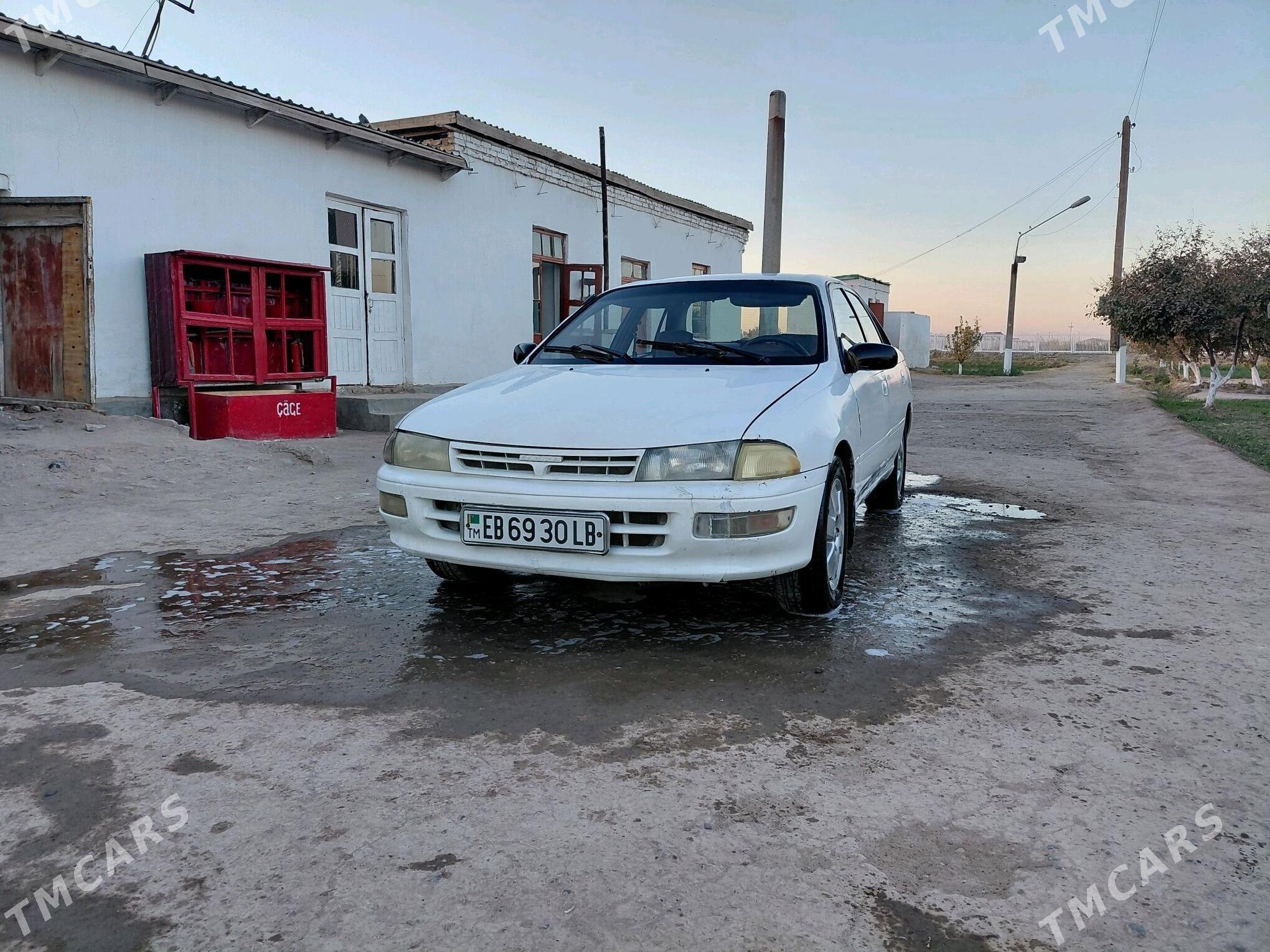 Toyota Carina 1995 - 50 000 TMT - Чарджоу - img 4