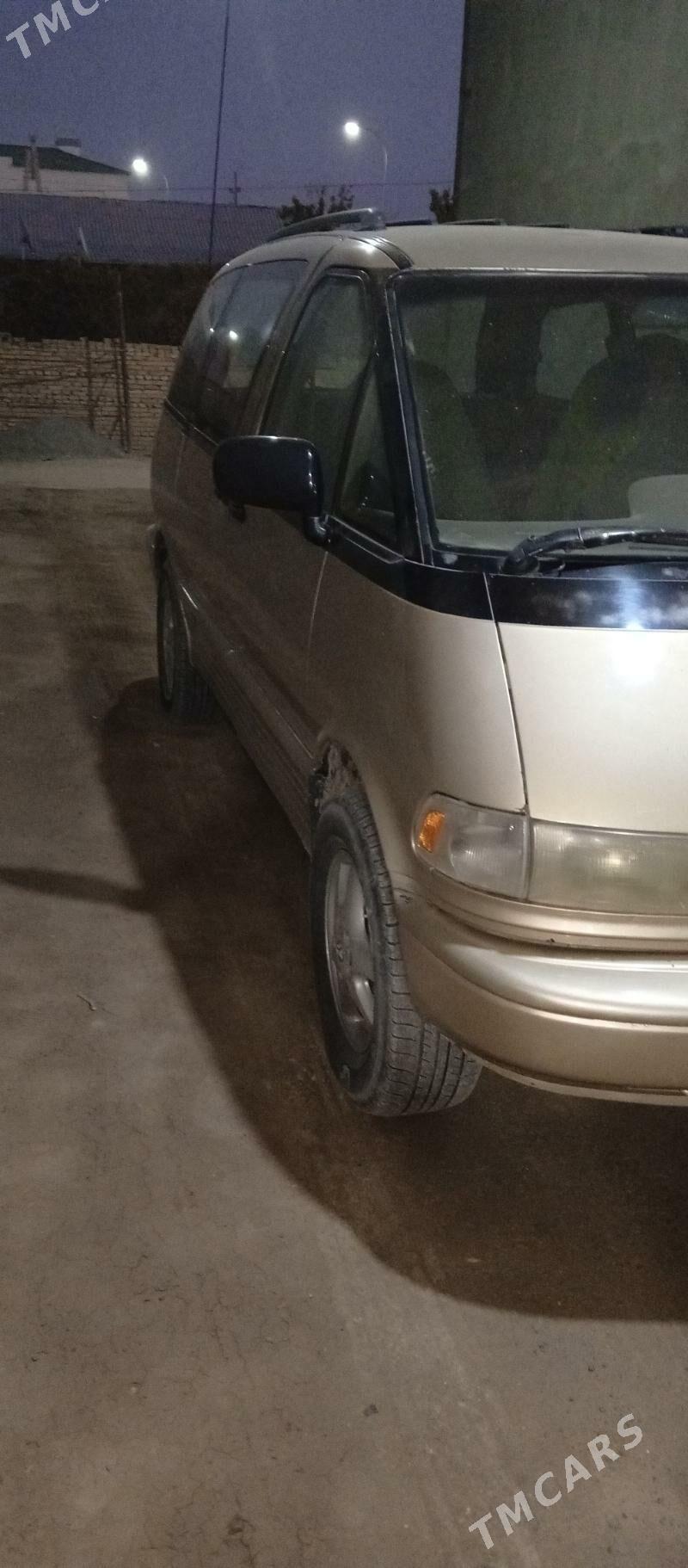 Toyota Previa 1993 - 85 000 TMT - Халач - img 3