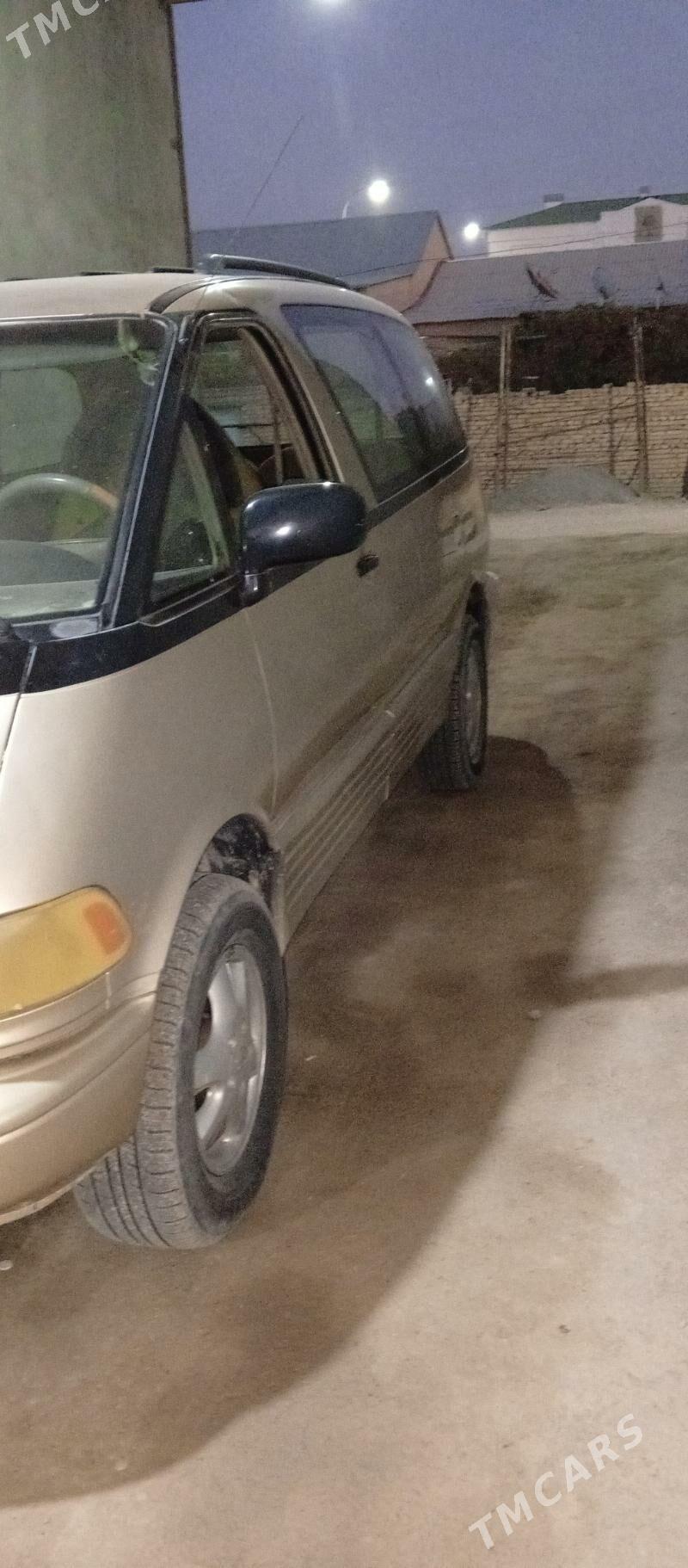 Toyota Previa 1993 - 85 000 TMT - Халач - img 2