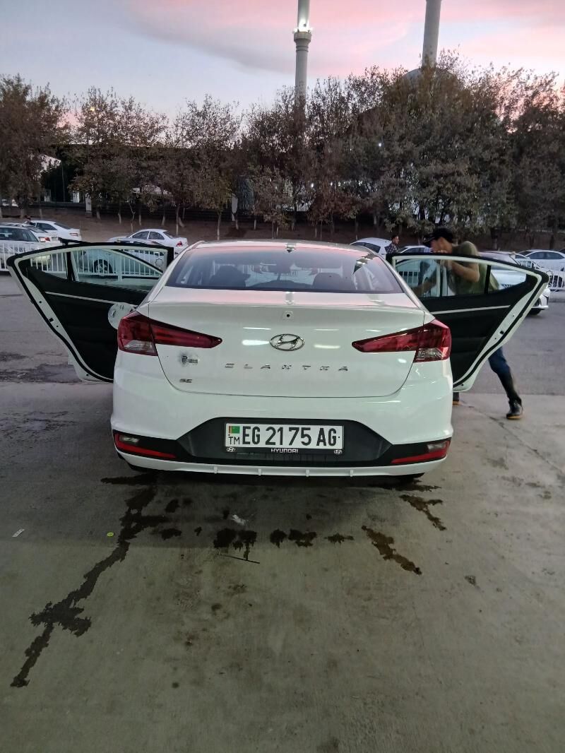 Hyundai Elantra 2020 - 229 000 TMT - Ашхабад - img 5