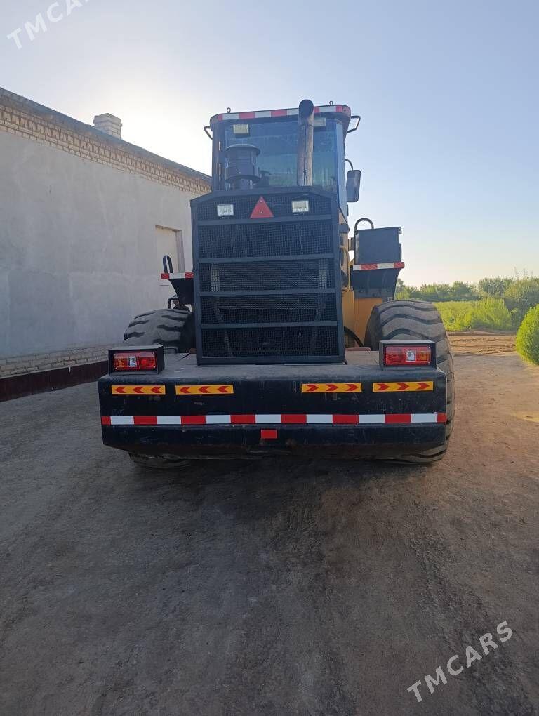 XCMG ZL50 2012 - 370 000 TMT - Daşoguz - img 3